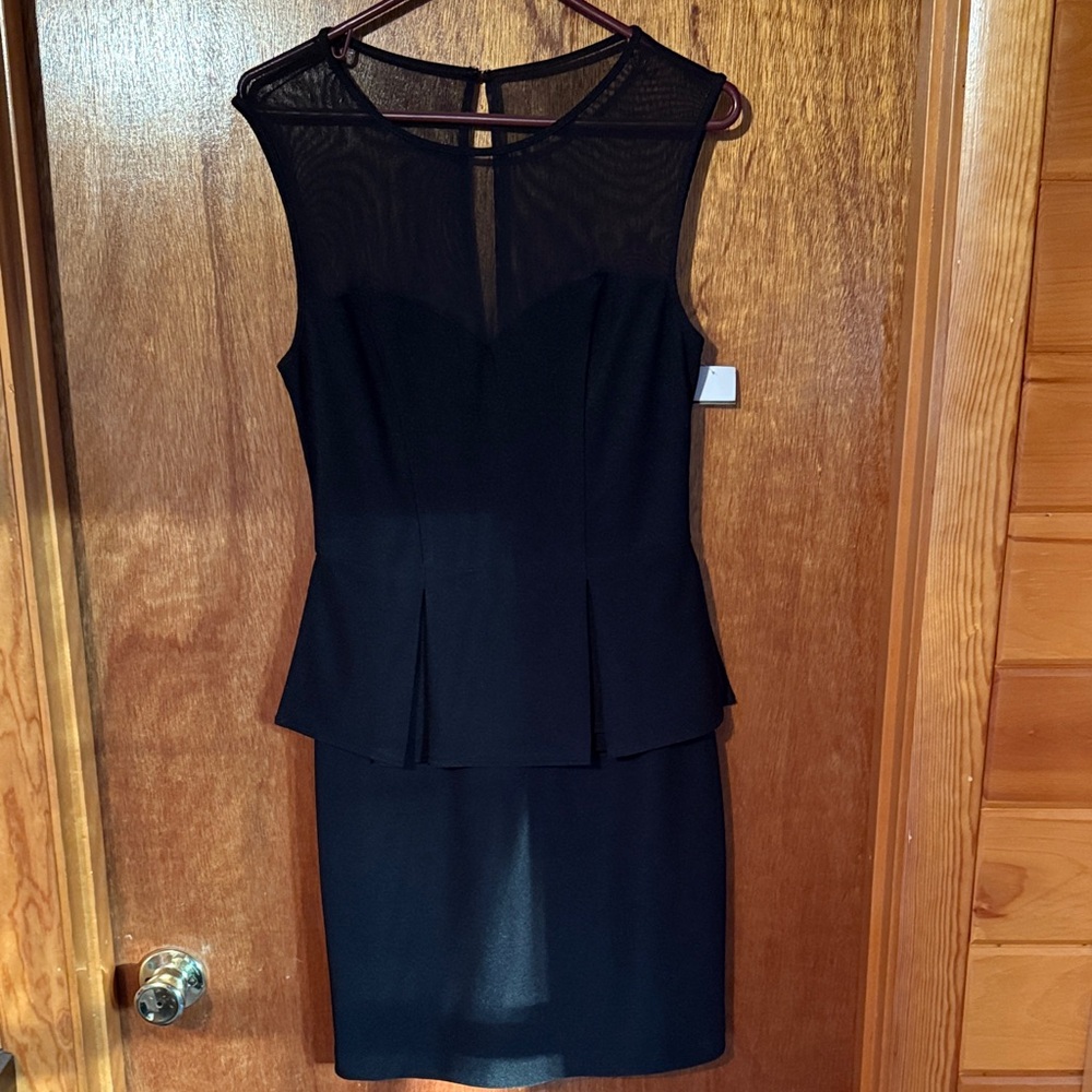 Elegant Black Sleeveless Dress